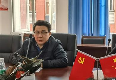 祥和涂裝集團董事長伍澤涌先生一行到化學與生命科學學院進行校企合作交流